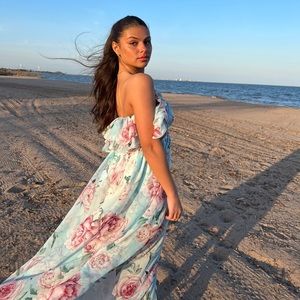 Beautiful flower dress M
